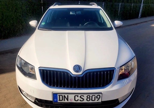 Skoda Octavia cena 37900 przebieg: 270493, rok produkcji 2014 z Lubień Kujawski małe 211